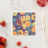 Serviette En Papier Pansies sur violet de prune (En situation)