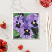 Serviette En Papier Pansies violettes (En situation)