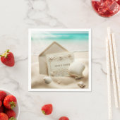 Serviette En Papier Papeterie mariage Dans Ocean Beach Sand (En situation)