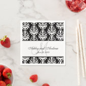 Serviette En Papier Papier Mariage noir blanc Damask Monogram (En situation)