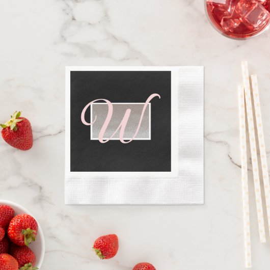 Serviette En Papier Papier monogramme rose noir (En situation)
