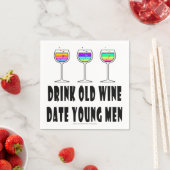 SERVIETTE EN PAPIER PAPIER NAPKINS - BOIRE VIN VIEUX, DATE JEUNES HOMM (En situation)