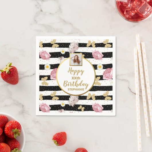 Serviette En Papier Papillon Floral Anniversaire Personnalisé avec Pho (En situation)