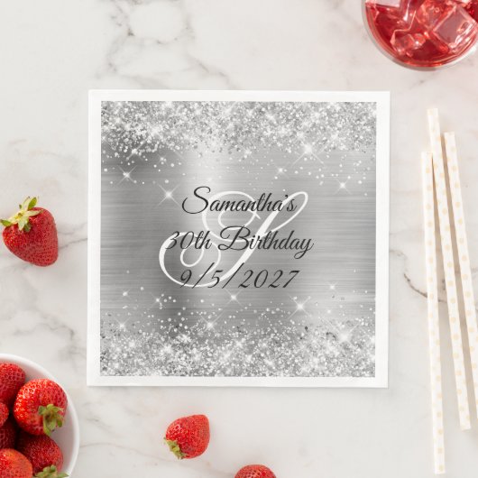Serviette En Papier Parties scintillant d'argent et Foil 30e anniversa (En situation)