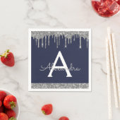 Serviette En Papier Parties scintillant en argent bleu marine Monogram (En situation)