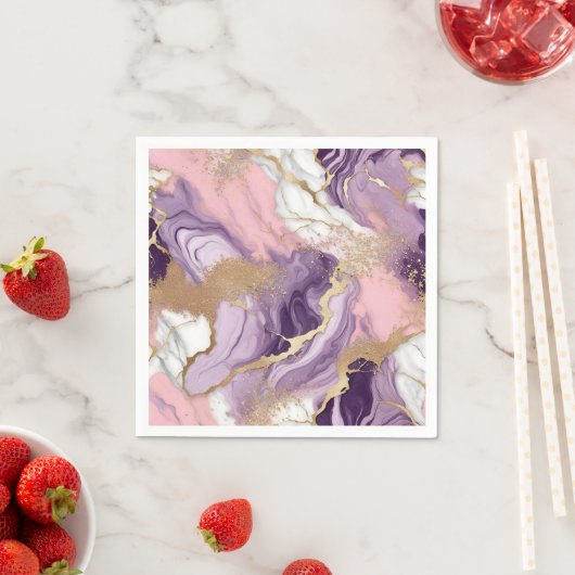 Serviette En Papier Parties scintillant en marbre rose violet or (En situation)