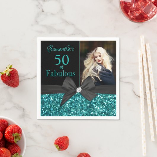 Serviette En Papier Parties scintillant turquoise Bow noir 50e anniver (En situation)