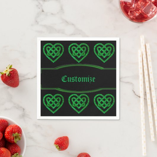 Serviette En Papier Parties scintillant verte Celtic Heart Knot Motif  (En situation)