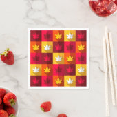 Serviette En Papier Patchwork Feuilles d'érable d'automne (En situation)