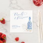 Serviette En Papier Perles bleues et Prosecco pour une fête de mariage (En situation)