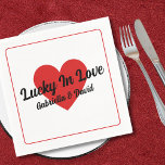 Serviette En Papier Personnalisé Lucky In Love Coeur Noms Couples Douc<br><div class="desc">Apportez votre douche à thème Las Vegas avec nos serviettes personnalisées "Lucky In Love" ! Insufflez votre fête avec le éclat et le glamour du Strip avec ces serviettes design, conçues dans une palette vibrante de rouge, blanc et noir. Chaque serviette présente un motif de coeur charmant, accentué par le...</div>