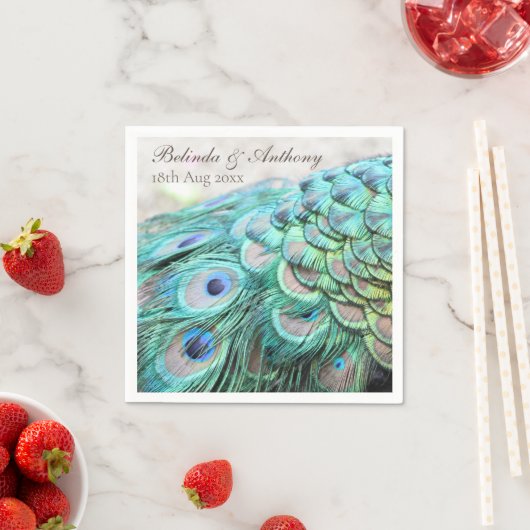 Serviette En Papier Personnalisé Vibrant Elégant Turquoise Peacock Fea (En situation)