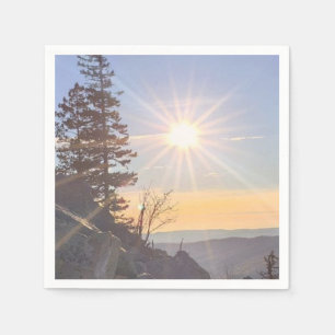 Serviette En Papier photo d'une forêt automnale montagneuse, montagnes