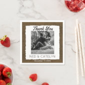 Serviette En Papier Photo personnalisée et monogramme | Mariage Rustiq (En situation)