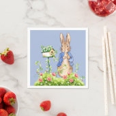 Serviette En Papier Pierre le lapin dans son jardin (En situation)