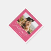 Serviette En Papier Pink Modern Élégant Script Photo Graduation Party (Coin)