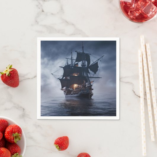Serviette En Papier Pirate Galleon sur une nuit brumeuse (En situation)