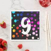 Serviette En Papier Points arc-en-ciel 9e anniversaire (En situation)