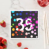 Serviette En Papier Points arc-en-ciel du 35e anniversaire en noir (En situation)
