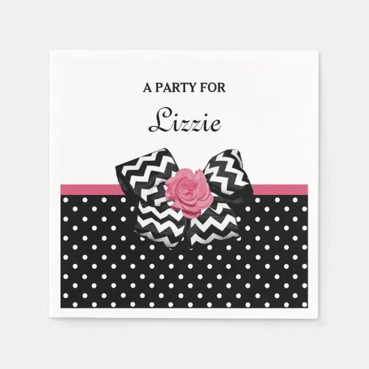 Serviette En Papier Points noirs mignons Rose rose Chevron Bow et nom (Devant)