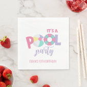 Serviette En Papier Pool party Anniversaire rose et violet (En situation)