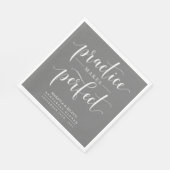 Serviette En Papier Pratique Fait Un Dîner De Répétition Parfait (Coin)