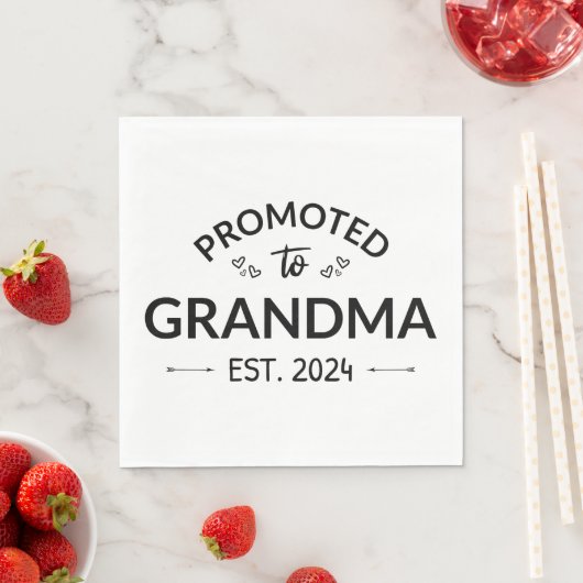 Serviette En Papier Promu À Grand-Mère Est. 2024 II (En situation)