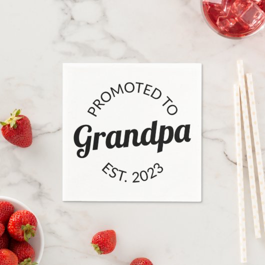 Serviette En Papier Promu À Grand-Père Est. 2023 I (En situation)