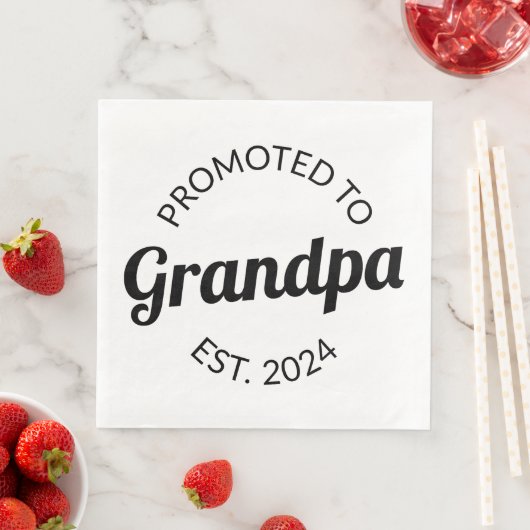 Serviette En Papier Promu À Grand-Père Est. 2024 I (En situation)