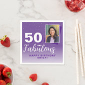 Serviette En Papier Purple 50 et fabuleux 50e anniversaire Photo (En situation)