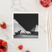 Serviette En Papier Pyramides noires et blanches (En situation)