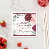 Serviette En Papier Quinceanera Bourgogne Rouge Floral Papier Napkin (En situation)