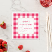Serviette En Papier Raspberry Gingham Custom Baby Shower  (En situation)