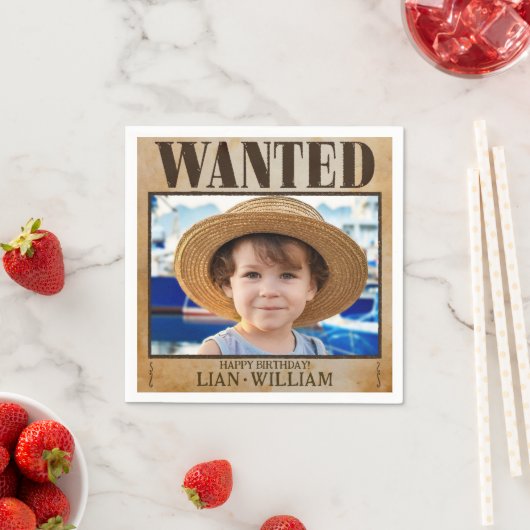 Serviette En Papier RECHERCHÉ ! Fête d'anniversaire de Pirates (En situation)