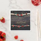 Serviette En Papier Red Berries Branches & Lumières Rustic Holiday Par (En situation)