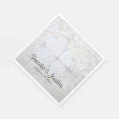 Serviette En Papier Reflet Coeurs et pivoines blancs Mariage élégant (Coin)
