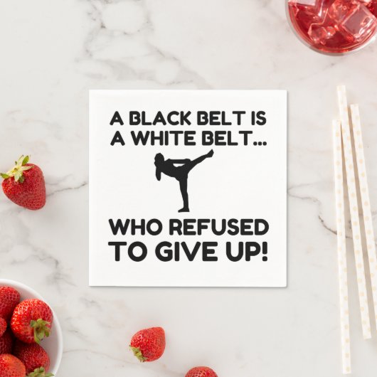 SERVIETTE EN PAPIER REFUSAL NOIR BELT (En situation)