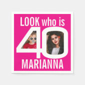 Serviette En Papier Regardez qui 40e anniversaire 2 photos fête blanch (Devant)