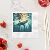 Serviette En Papier Requin dans la mer bleue profonde & soleil (En situation)