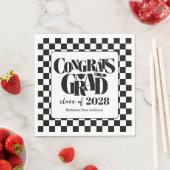 Serviette En Papier Retro Class of Congrats Graduation Black  (En situation)