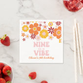 Serviette En Papier Retro Floral Nine est un Vibe 9e anniversaire (En situation)