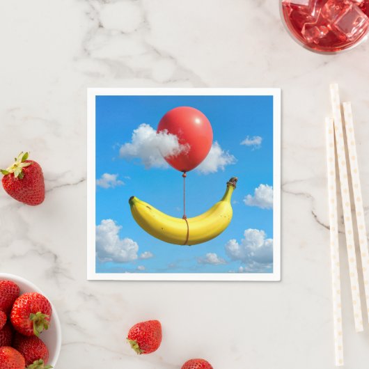 Serviette En Papier Ripe Banana Floating In Sky with Red Balloon (En situation)