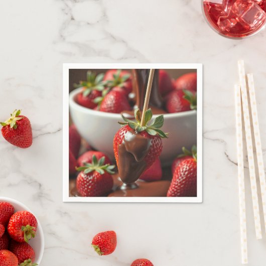 Serviette En Papier Ripe Strawberry Dipped In Chocolate (En situation)