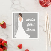 Serviette En Papier Robe de Mariée Blanche Moderne & Collier de Perles (En situation)