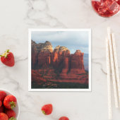 Serviette En Papier Roche à café nuageux à Sedona Arizona (En situation)