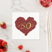 Serviette En Papier Romantique Roses rouges Coeur 50e anniversaire Mar (En situation)
