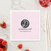 Serviette En Papier Rose Ajouter votre logo ici et site web (En situation)