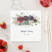 Serviette En Papier Rose de la marine Bourgogne Mariage de verdure or (En situation)