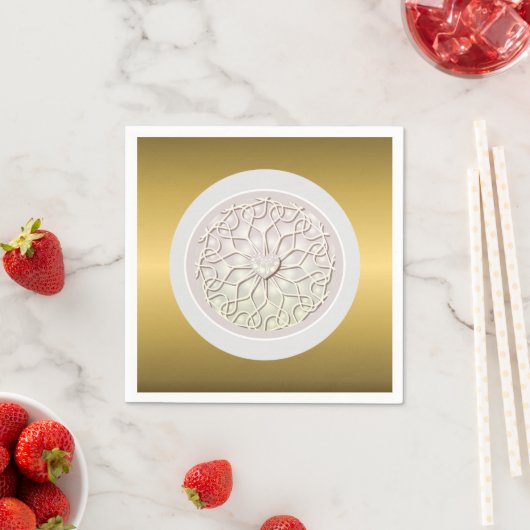 Serviette En Papier Rose géométrique Gold LOVE Motif de coeur (En situation)