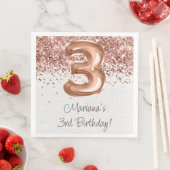 Serviette En Papier Rose Gold 3e fête d'anniversaire (En situation)